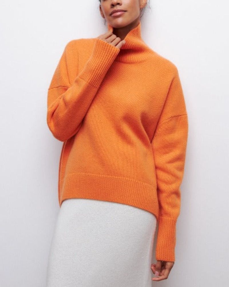 Leonie – High-Neck Knit Sweater