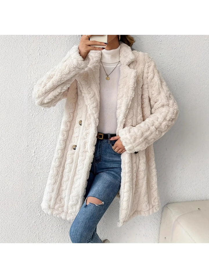 Women's Teddy Bear Winter Coat Double Row Button Turn-down Collar Short Length Five Sleeve Bangle Style Korean Casual Fashion