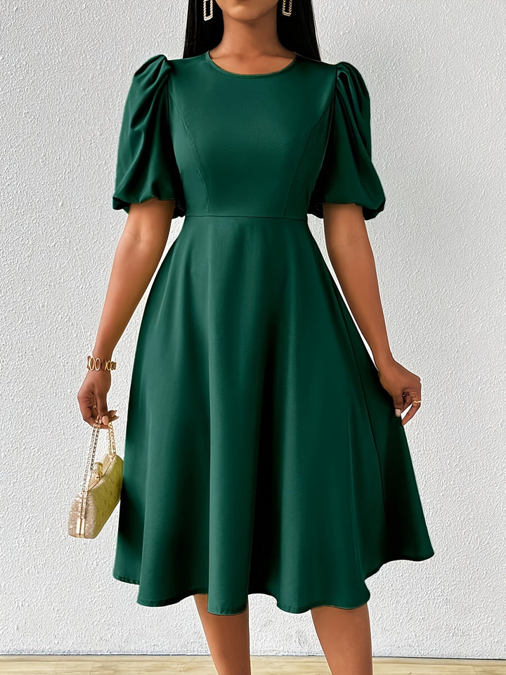 Clara Bloom | Refined Black Midi Dress